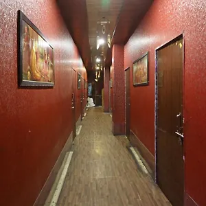 Hotel Roseberry & By Gobravo, New Delhi