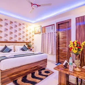 3* Hotel Hotel Festival Mahipalpur Delhi Airport - Near Delhi Aerocity