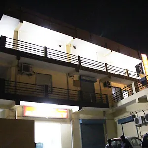 Hotel Aerosky, New Delhi